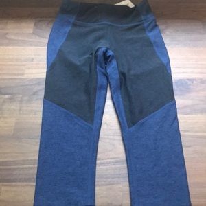 Outdoor Voices Kneecap Leggings